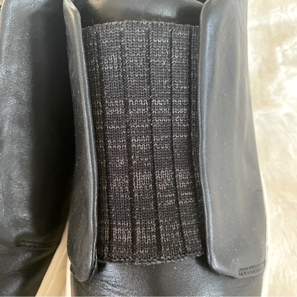 Vince Cantara Slip On Leather Sneakers - Picture 5 of 8